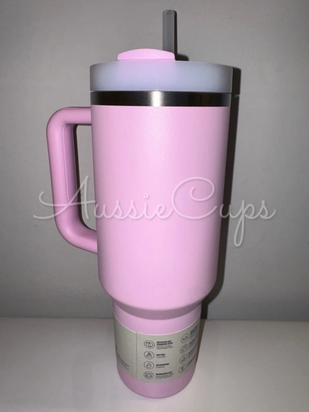 Stanley Cherry Blossom 40 oz Light Pink Quencher H2.0 Tumbler with Handle - Picture 5 of 10